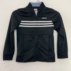 ✅Boys Toddler Adidas Jacket Size 5